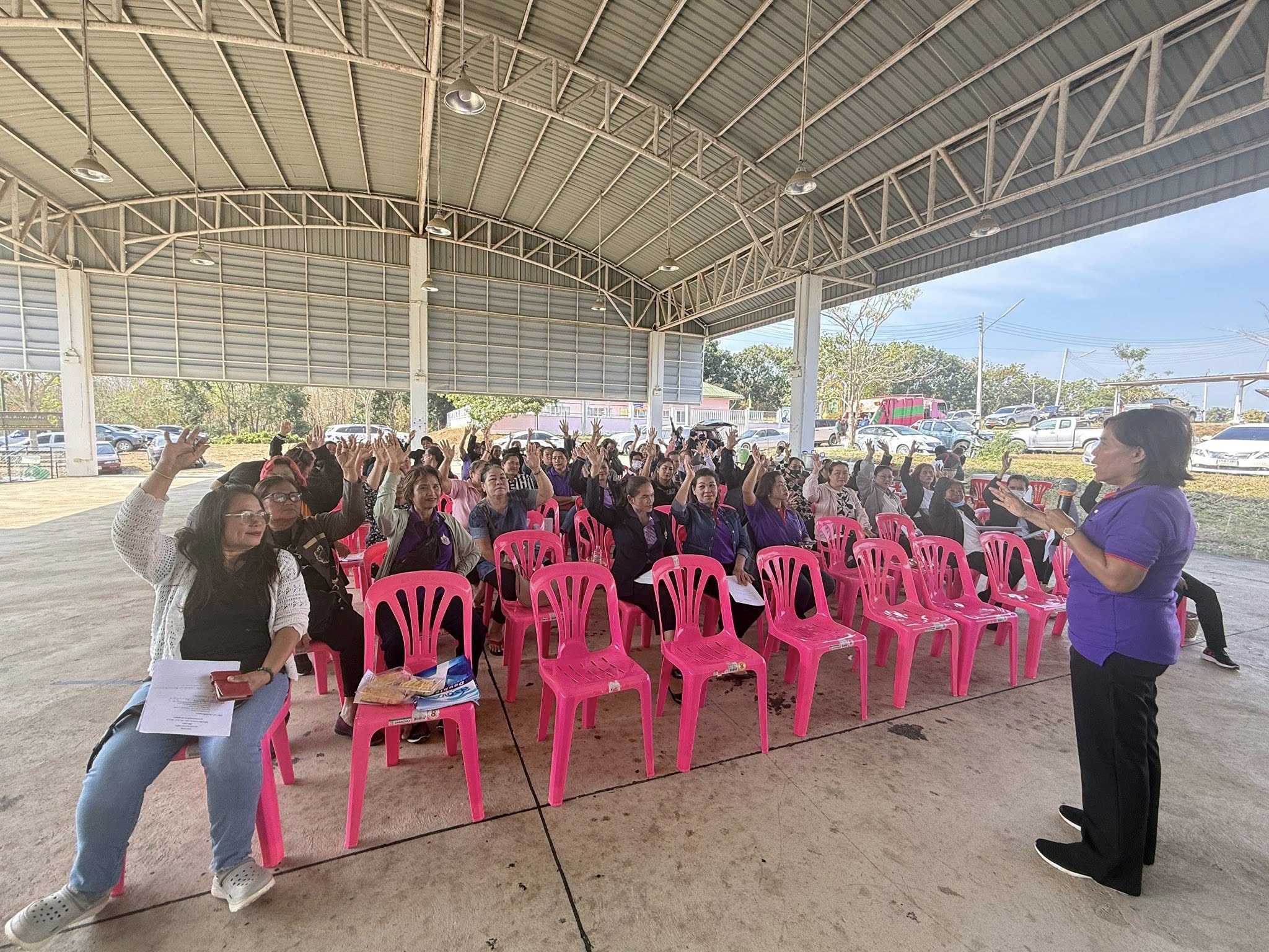 พช.สอยดาว ร่วมประชุมคณะกรรมการพัฒนาสตรีอำเภอสอยดาว (กพสอ.) และประธานคณะกรรมการพัฒนาสตรีหมู่บ้าน (กพสม.) ครั้งที่ 1/2569