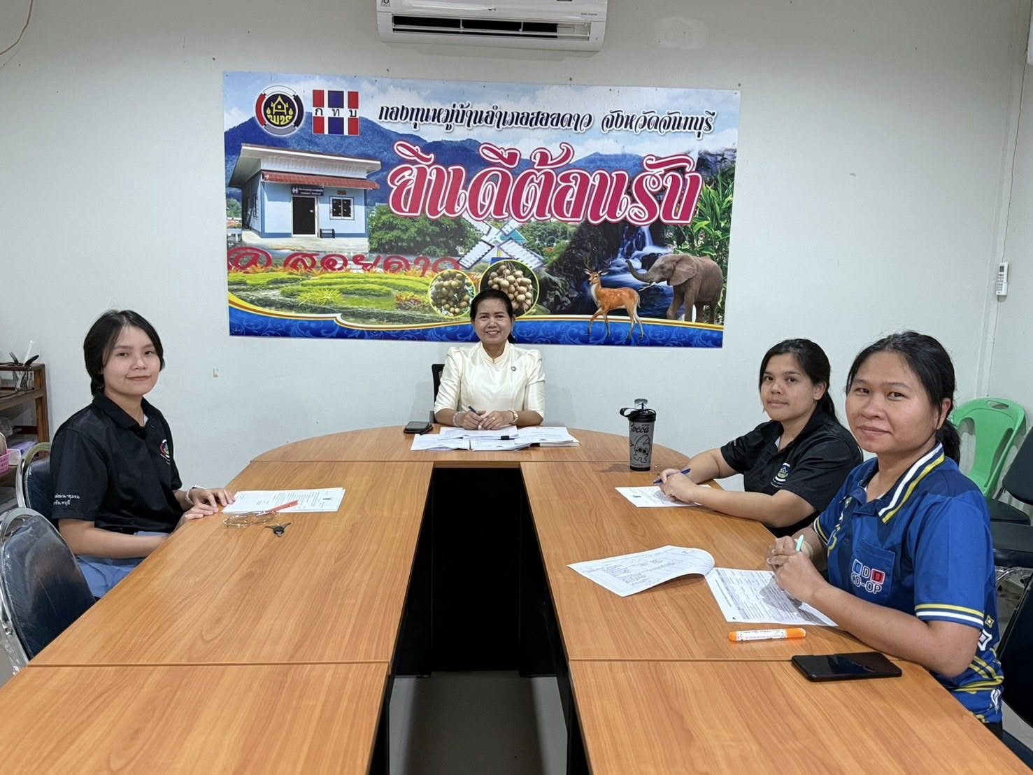 พช.สอยดาว ประชุมเจ้าหน้าที่สำนักงานพัฒนาชุมชนอำเภอสอยดาว ประจำเดือน มีนาคม 2569