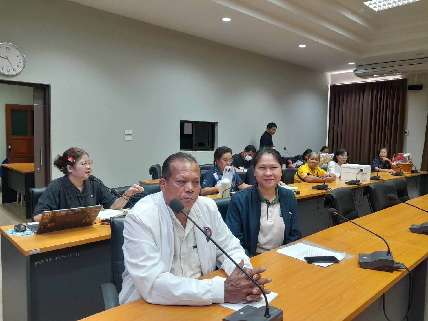 พช.สอยดาว ร่วมประชุมโครงการเสริมสร้างรายได้ด้วยเครือข่ายเกษตรปลอดภัย กิจกรรมที่ 2 ส่งเสริมการพัฒนาธุรกิจของกลุ่มผู้ผลิต ผู้ประกอบการ และเครือข่ายเกษตรปลอดภัย