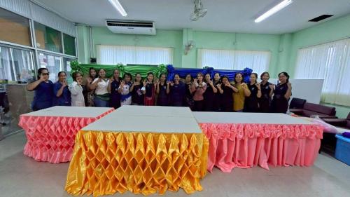 พช.สอยดาว ดำเนินโครงการผูกผ้าสร้างอาชีพ ภายใต้โครงการสนับสนุนกิจกรรมตามแผนการขับเคลื่อนการขจัดความยากจน