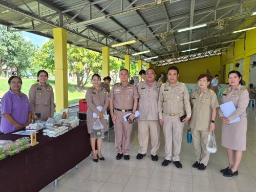 พช.สอยดาว จัดกิจกรรม “ตลาดนัดคนไทยยิ้มได้“ ในวันประชุมกำนัน ผู้ใหญ่บ้าน ประจำเดือน ตุลาคม 2569