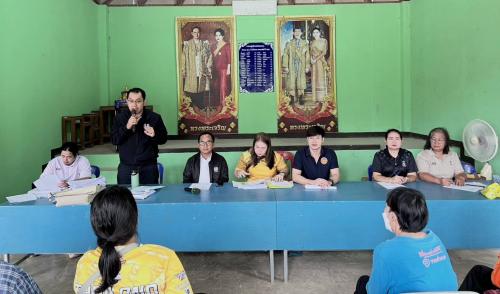 พช.สอยดาว ลงพื้นที่ร่วมสนับสนุนและติดตามการดำเนินงานกองทุนหมู่บ้าน อำเภอสอยดาว